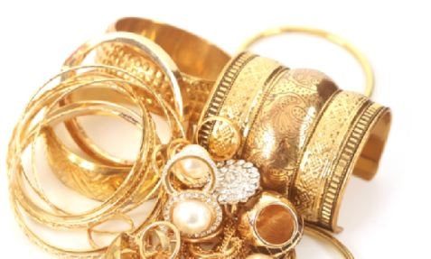 caring for gold jewellery
